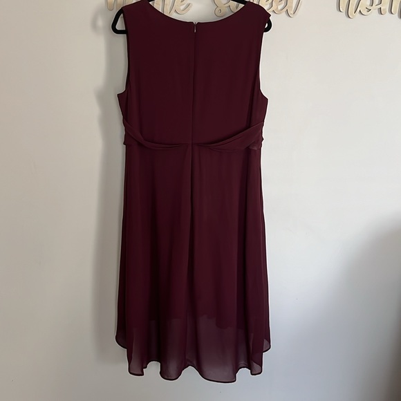 Burgundy high-low dress - Picture 3 of 3